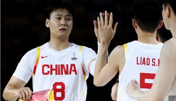 中兴证券 中国男篮胜荷兰两小将提供战术新思路，中国队终于可以甩开周琦了